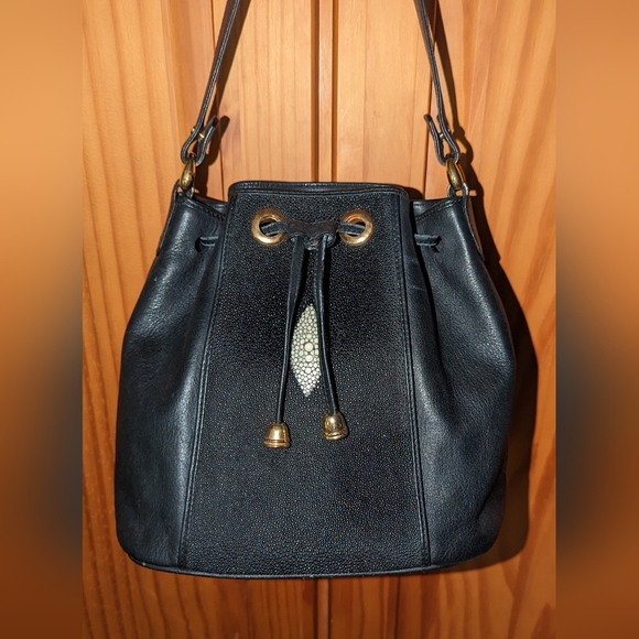 Pako Mikel Stingray black drawstring handbag. - Picture 1 of 11